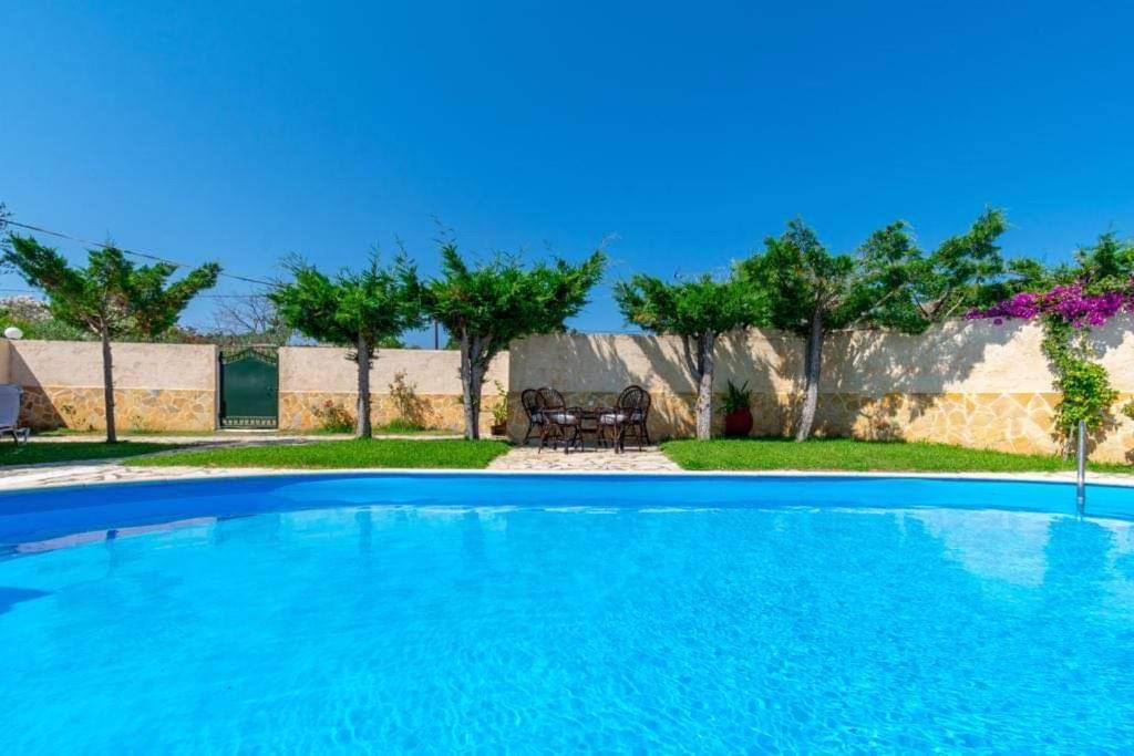 Villa Saia Halikounas Exterior photo
